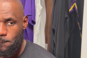 如何靠一个球圈粉无数...