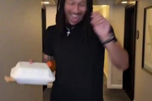 一柱擎天！周琦22年对阵巴林砍下22分7板2断1帽个人集锦！